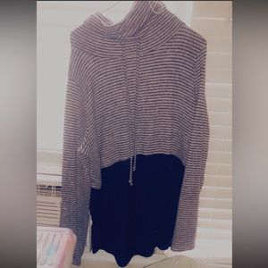 Women’s size 2x longs sleeve top good used condition